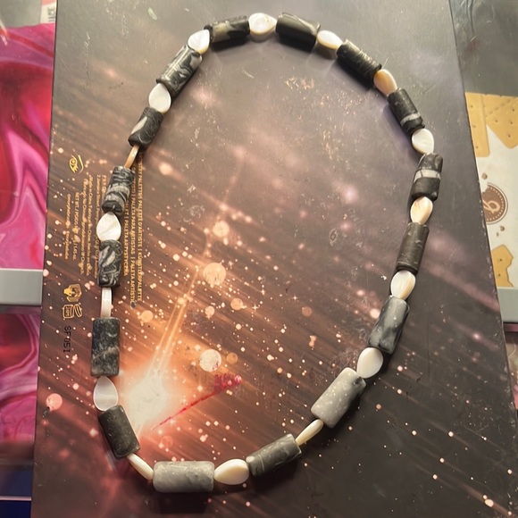 Rock necklace, only worn once - Picture 1 of 1